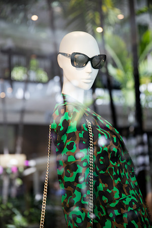 20160417_Mannequins_and_Windows_075A0158