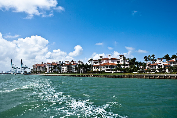 85553_ZV4N_9190-837_Miami_FI_By_Boat_Pinker