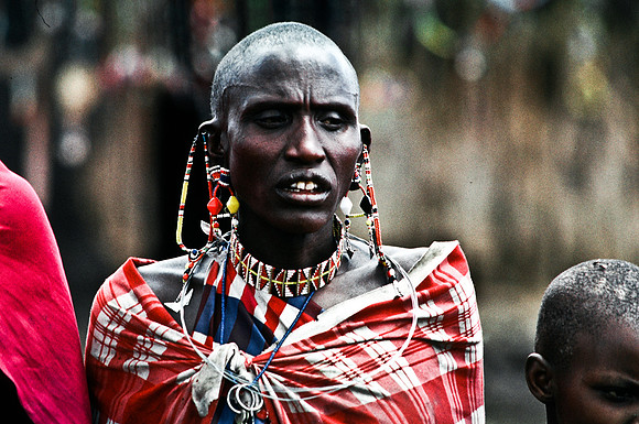 55425_SL_COLOR_TRIBE_CAMP_MASAI_KENYA_AFRICA_1989_19