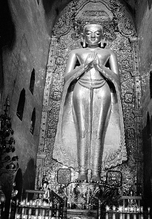 0781_FM_BW_35MM_BURMA_8