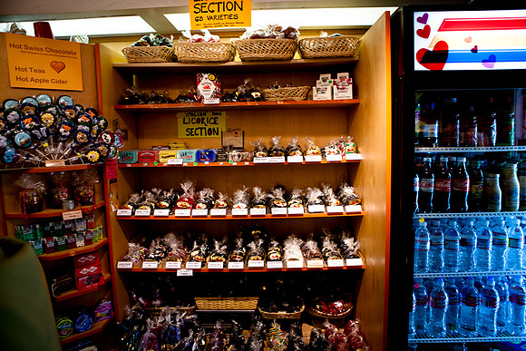 20080916_DVD56_DG_USA_Sedona_7345_full_blead